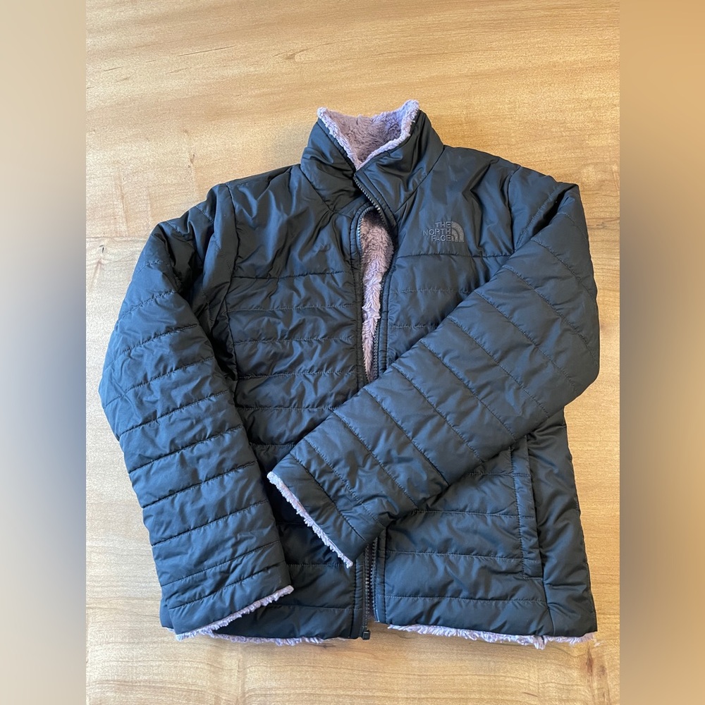 North Face girls reversible fleece/puffer winter coat Size M(10/12)